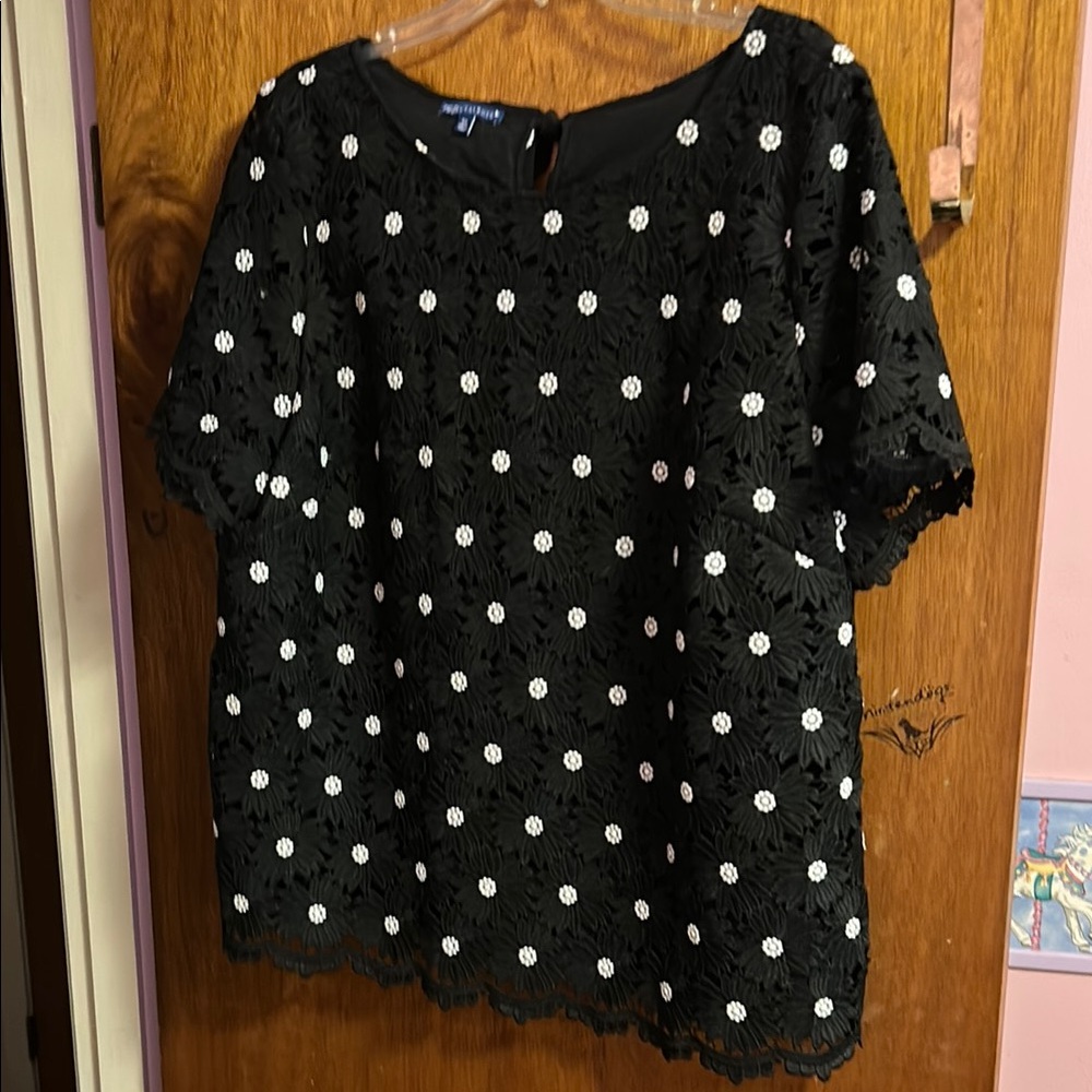 RSVP by Talbots- Black and White Floral Lace Top, size 3X
